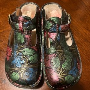 Alegria classic clog slides